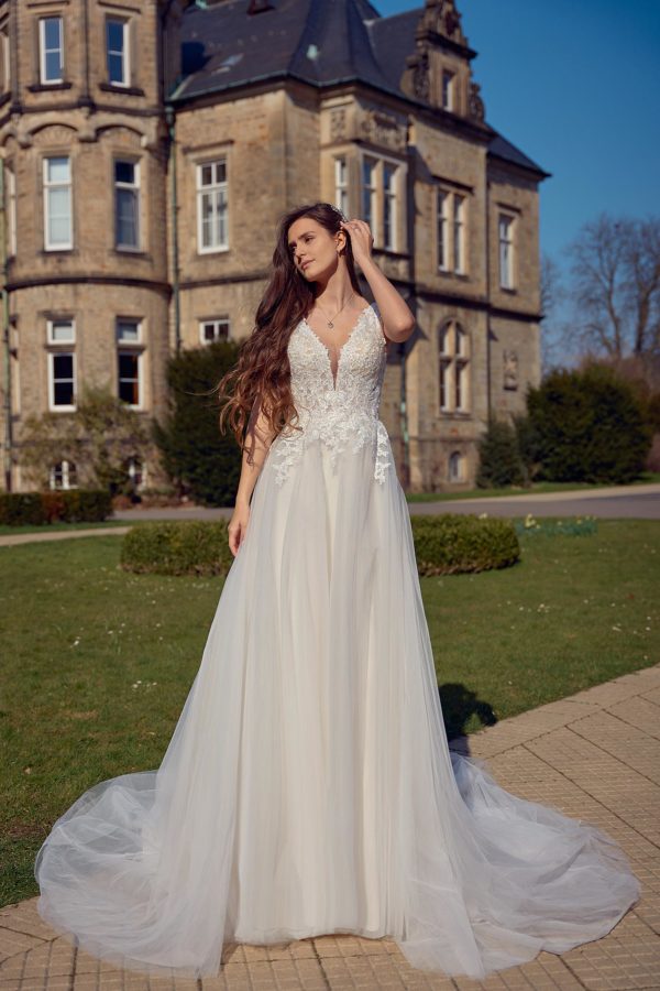 Amera Vera 2023 Brautkleid B2311 (1) Juno das Hochzeitshaus Brautmode Meinersen