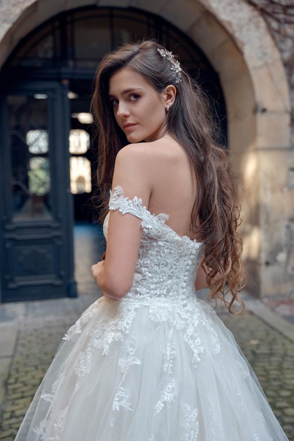 Amera Vera 2023 Brautkleid B2317 (4) Juno das Hochzeitshaus Brautmode Meinersen