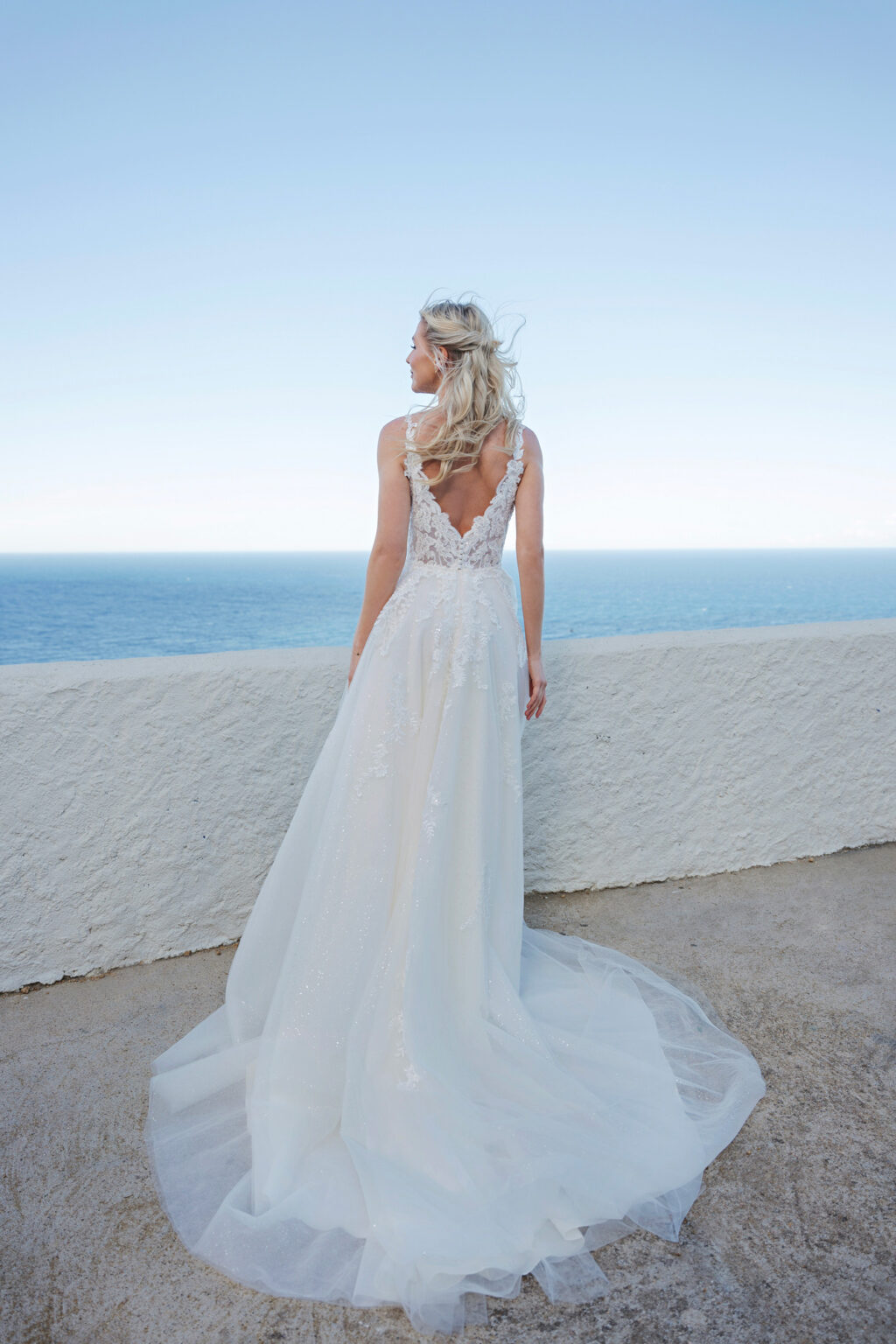 Amera Vera 2024 Brautkleid B2318 (2) Juno das Hochzeitshaus Meinersen bei Braunschweig Wolfsburg