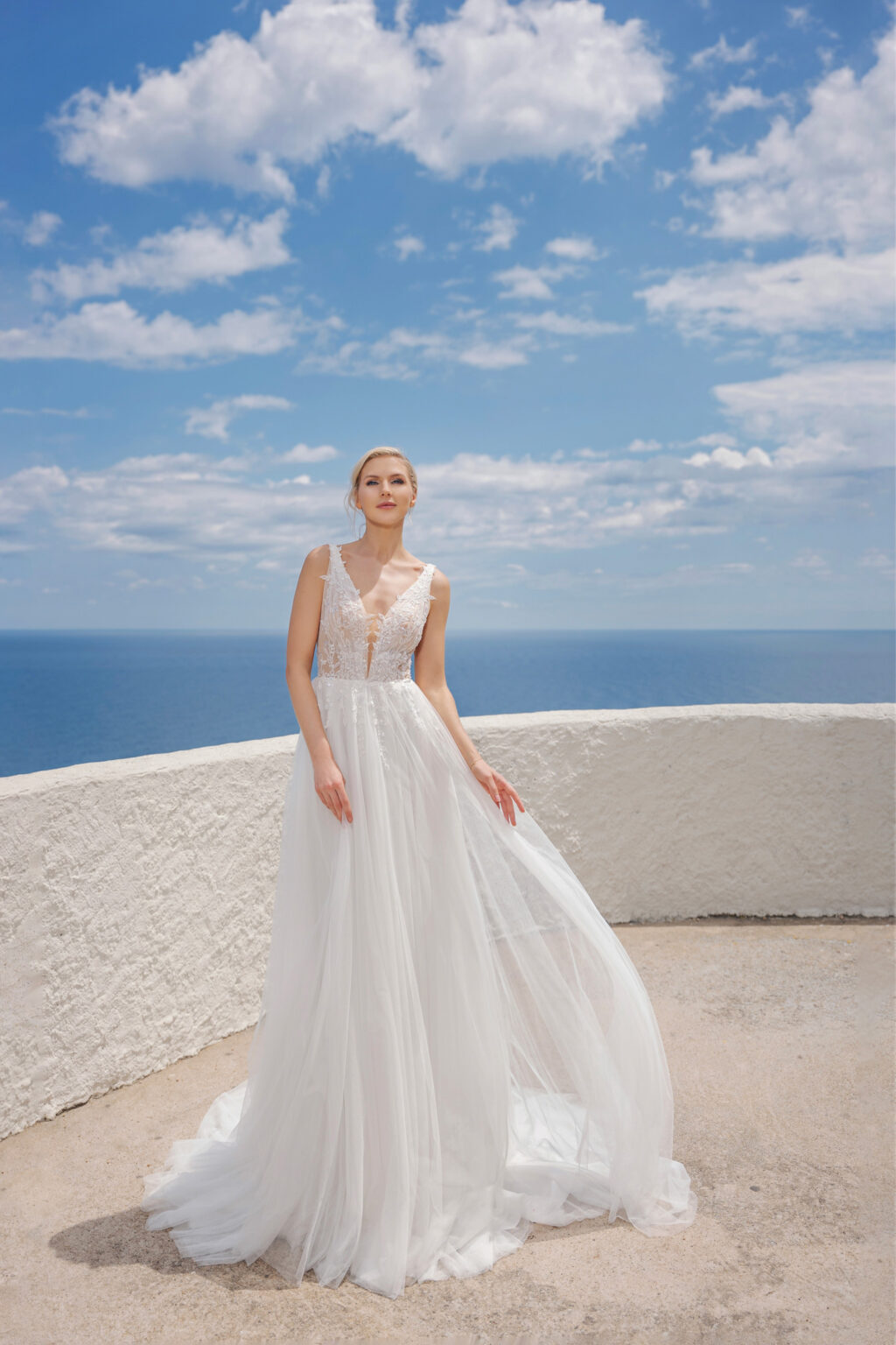 Amera Vera 2024 Brautkleid B2401 (2) Juno das Hochzeitshaus Meinersen bei Braunschweig Wolfsburg