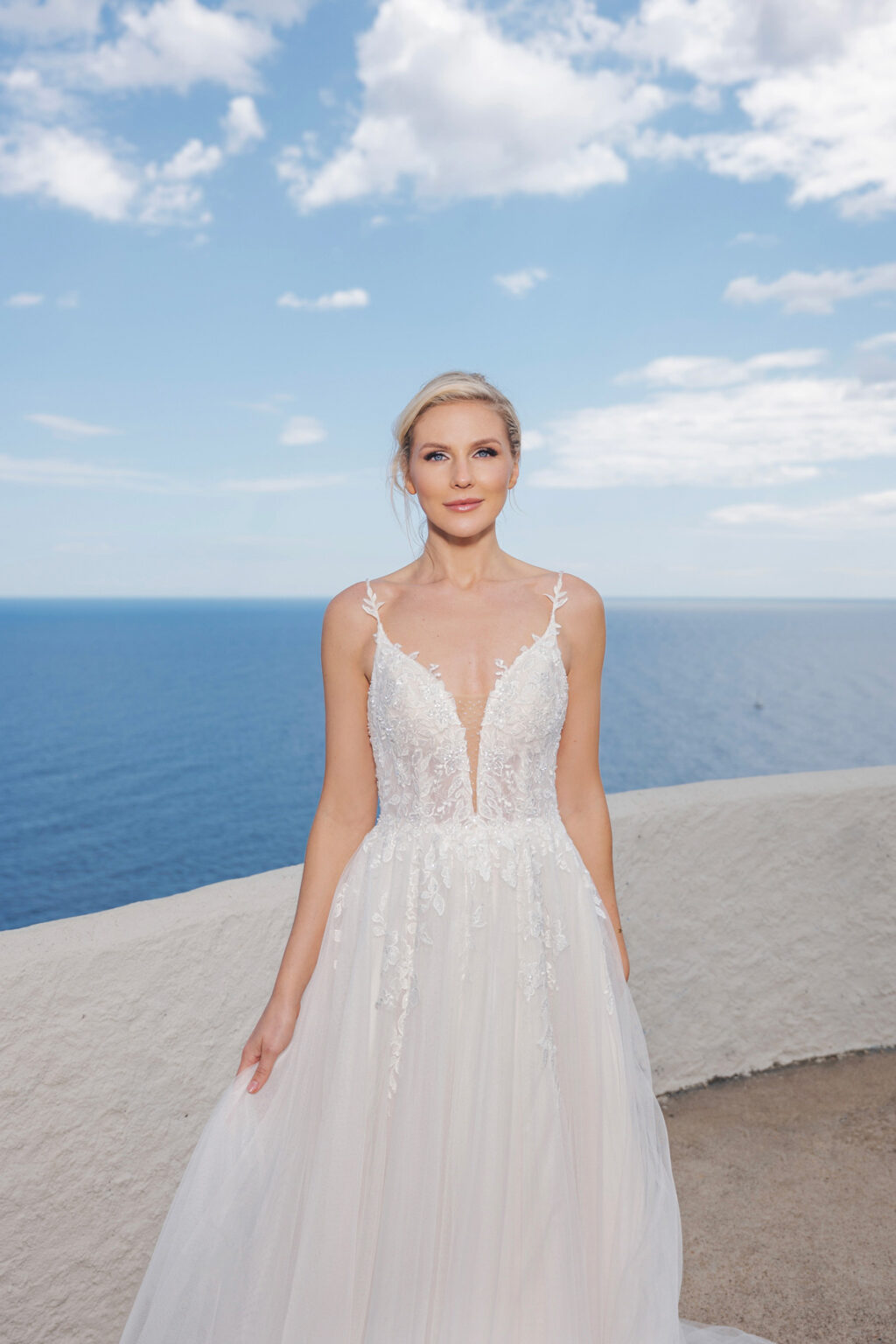 Amera Vera 2024 Brautkleid B2406 (2) Juno das Hochzeitshaus Meinersen bei Braunschweig Wolfsburg