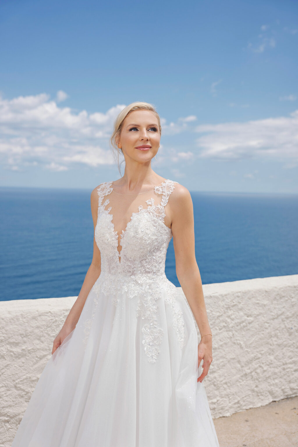 Amera Vera 2024 Brautkleid B2410 (2) Juno das Hochzeitshaus Meinersen bei Braunschweig Wolfsburg
