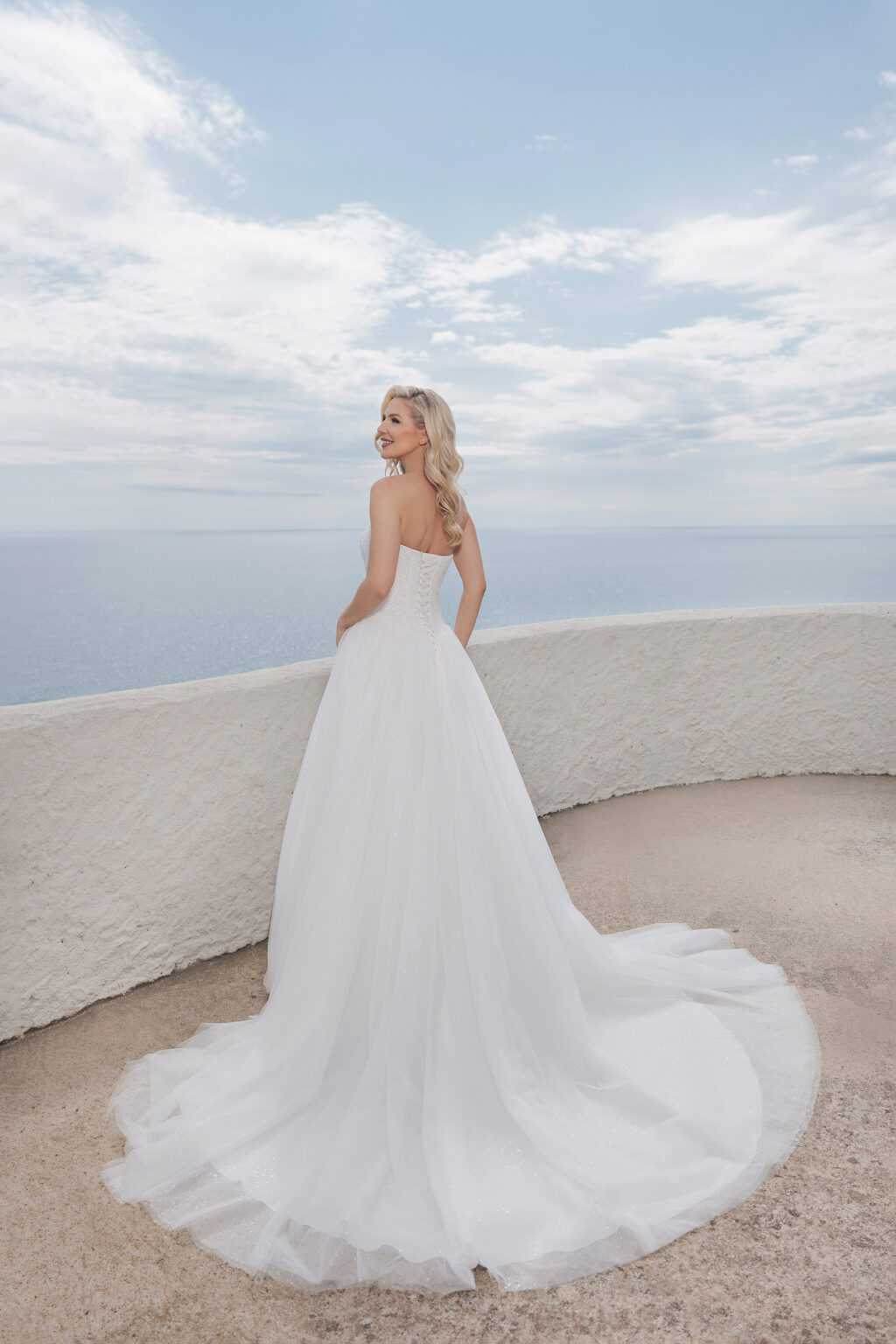 Amera Vera 2024 Brautkleid B2423 (3) Juno das Hochzeitshaus Meinersen bei Braunschweig Wolfsburg