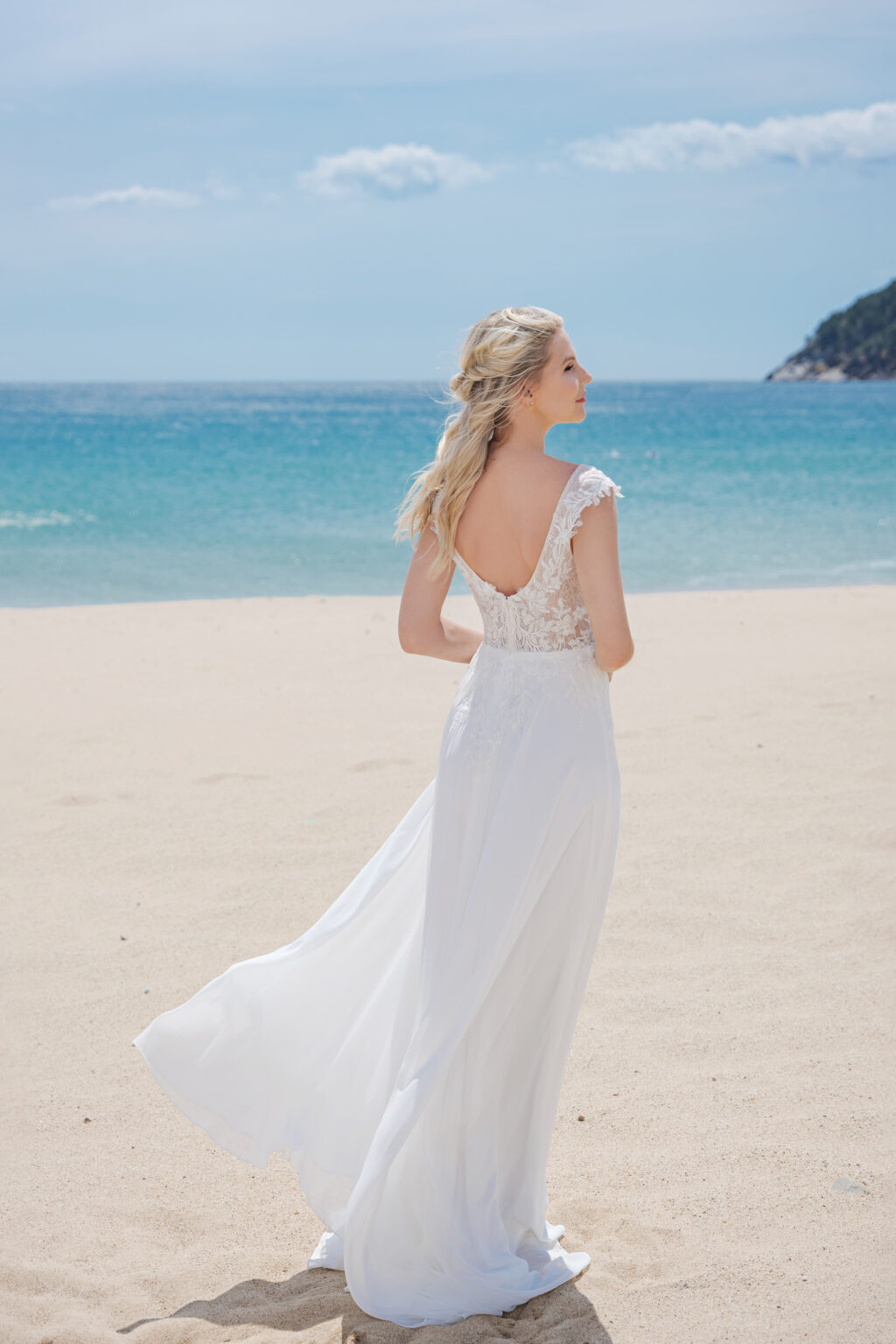 Amera Vera Light 2024 Standesamtkleid AL107 (3) Juno das Hochzeitshaus Meinersen bei Braunschweig Wolfsburg