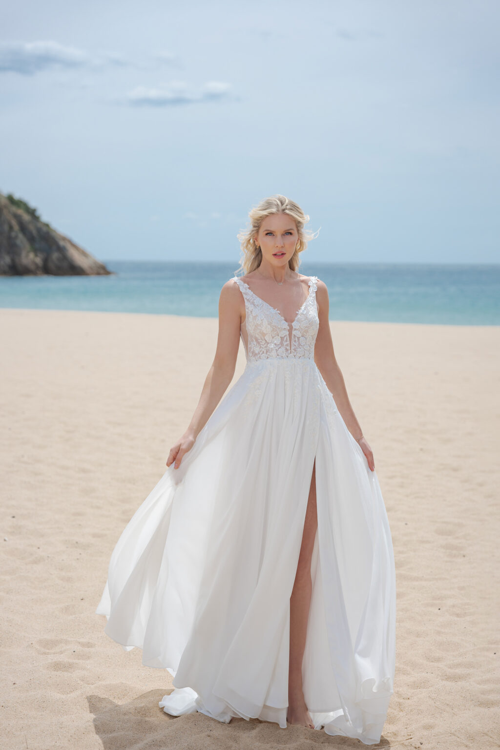 Amera Vera Light 2024 Standesamtkleid AL110 (1) Juno das Hochzeitshaus Meinersen bei Braunschweig Wolfsburg