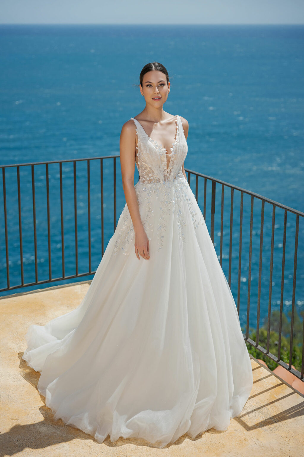 Miss Beautiful Bride 2024 ivory Brautkleid MGB138 (1) Juno das Hochzeitshaus Meinersen bei Braunschweig Wolfsburg