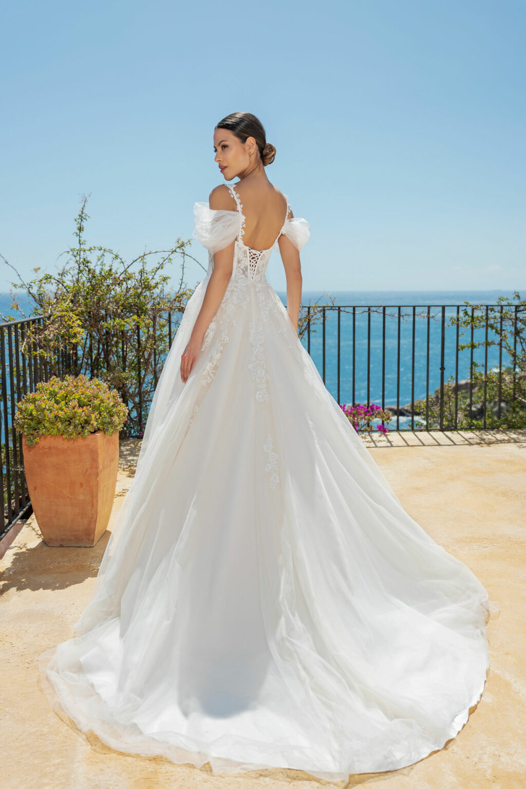 Miss Beautiful Bride 2024 ivory Brautkleid MGB139 (3) Juno das Hochzeitshaus Meinersen bei Braunschweig Wolfsburg
