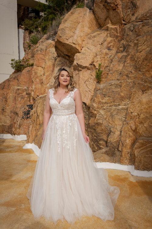 Molly Monroe 2024 Plus Size Brautkleid in grosse grössen LB228 (1) Juno das Hochzeitshaus Meinersen bei Braunschweig Wolfsburg