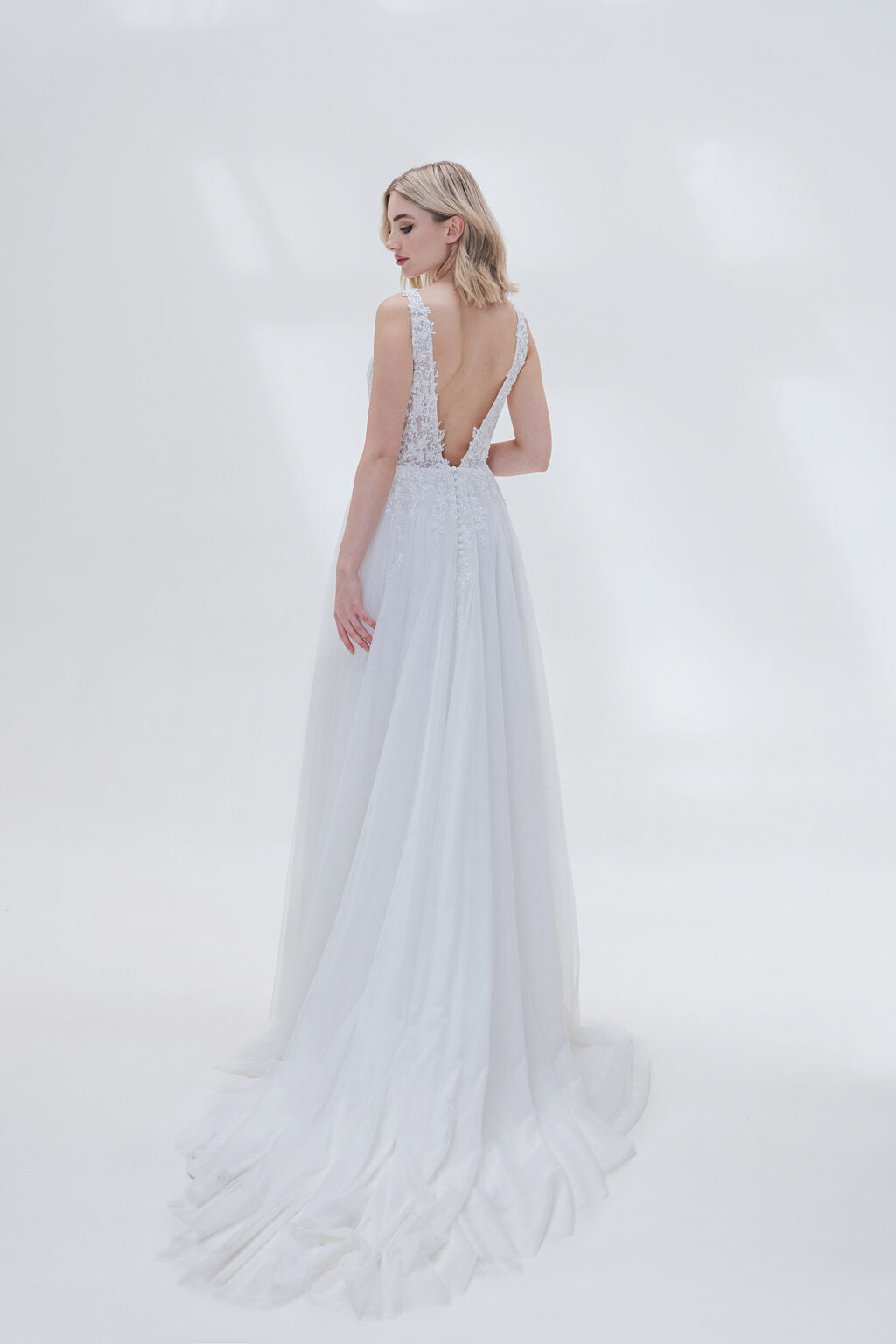 AnnAngelex Kollektion 2025 Standesamtkleid ivory B2553 (3) Juno das Hochzeitshaus Brautmode Meinersen Wolfsburg Gifhorn