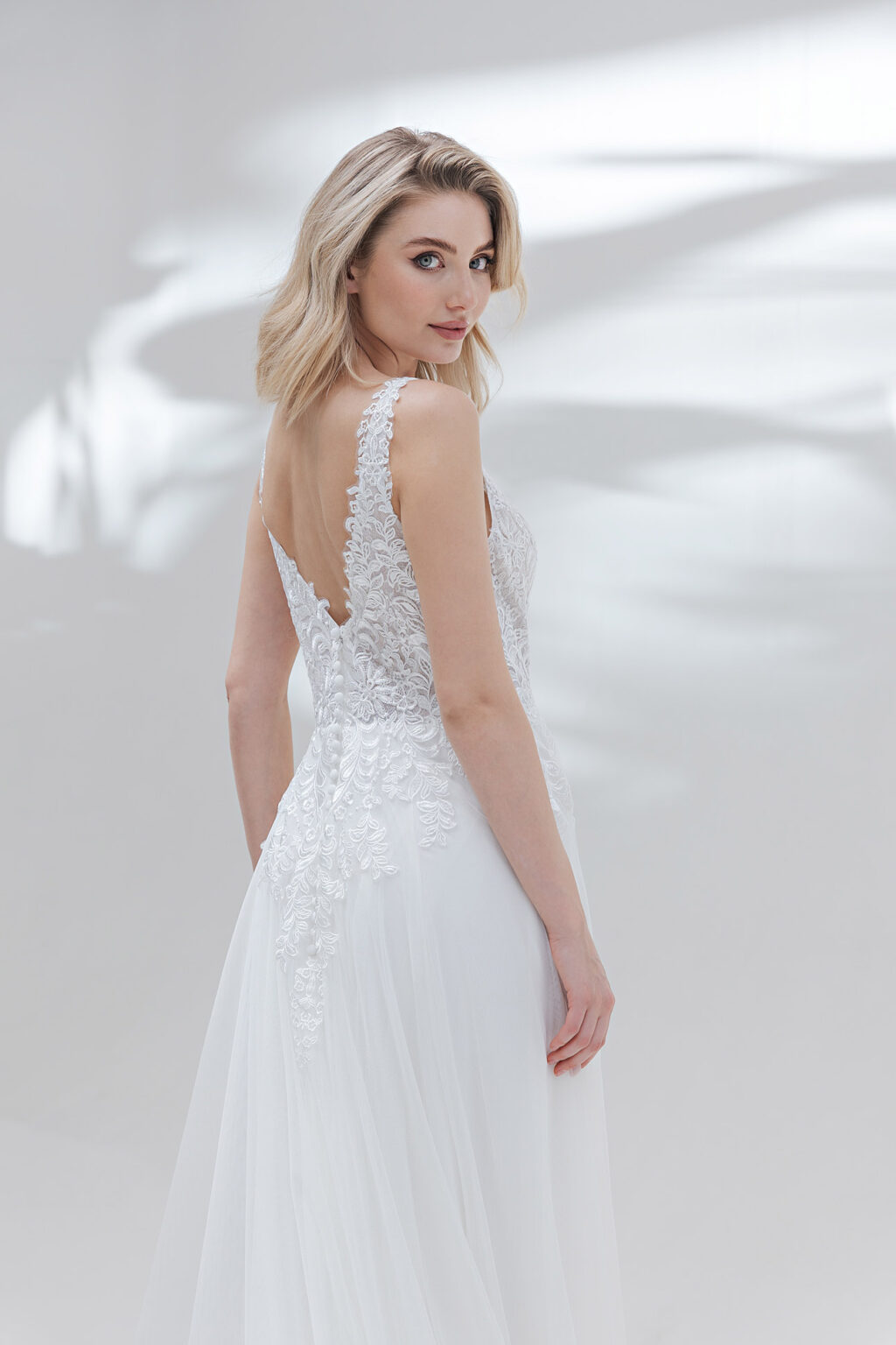 AnnAngelex Kollektion 2025 Standesamtkleid ivory B2555 (4) Juno das Hochzeitshaus Brautmode Meinersen Wolfsburg Gifhorn