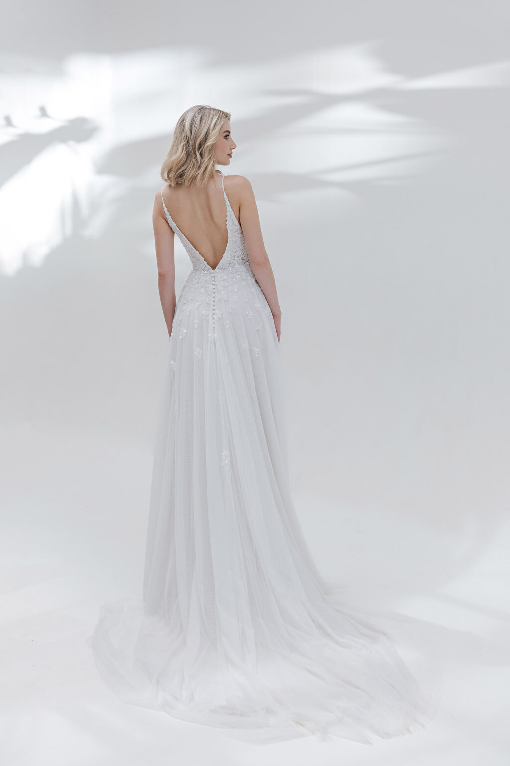 AnnAngelex Kollektion 2025 Standesamtkleid ivory B2563 (3) Juno das Hochzeitshaus Brautmode Meinersen Wolfsburg Gifhorn