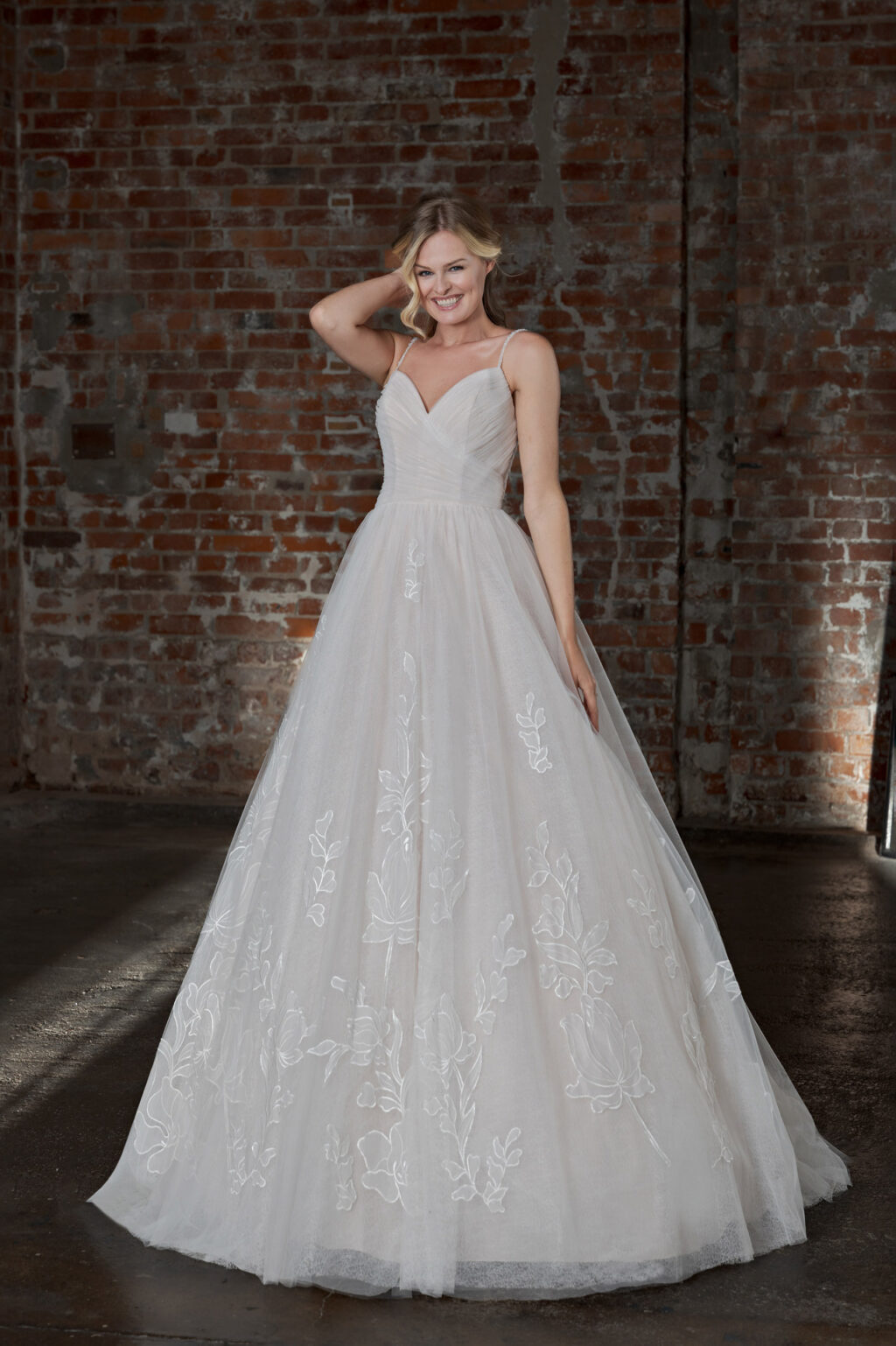 Duett 2025 ivory Hochzeitskleid DT166 1 Juno das Hochzeitshaus Hochzeitsmode Meinersen Wolfsburg Gifhor