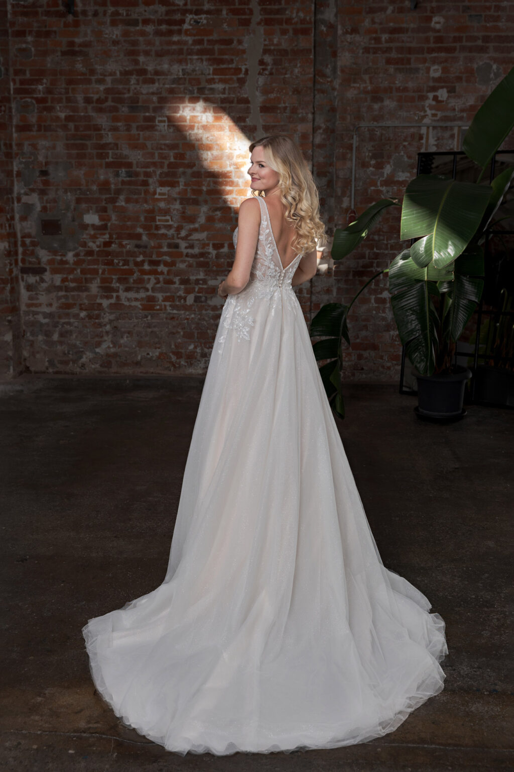 Duett 2025 ivory Hochzeitskleid DT350 3 Juno das Hochzeitshaus Hochzeitsmode Meinersen Wolfsburg Gifhor