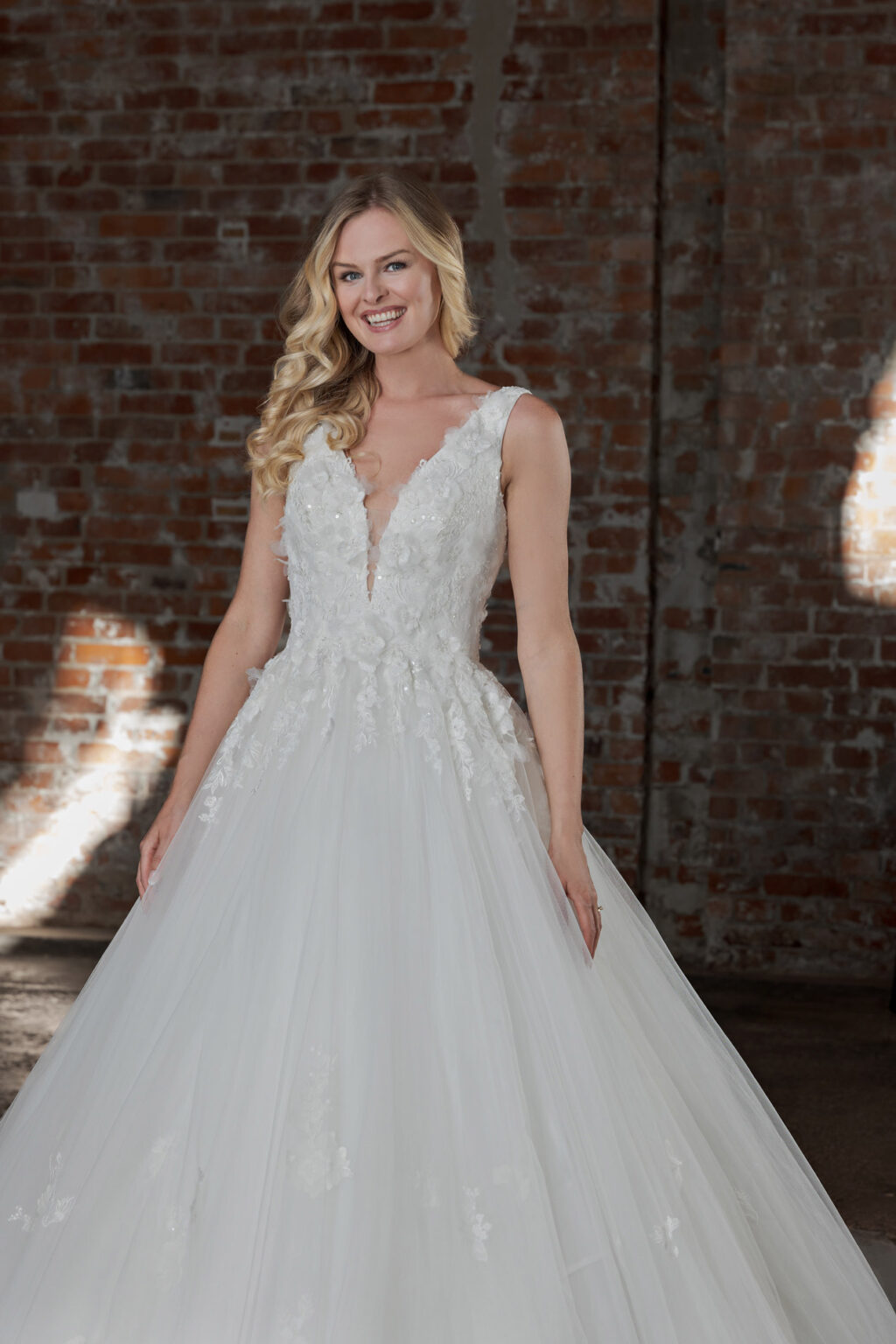 Duett 2025 ivory Hochzeitskleid DT371 2 Juno das Hochzeitshaus Hochzeitsmode Meinersen Wolfsburg Gifhor