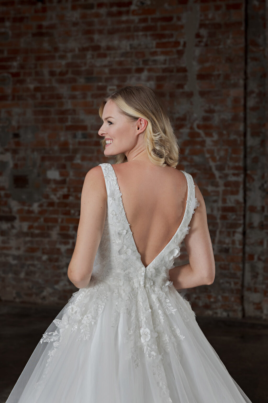 Duett 2025 ivory Hochzeitskleid DT371 4 Juno das Hochzeitshaus Hochzeitsmode Meinersen Wolfsburg Gifhor