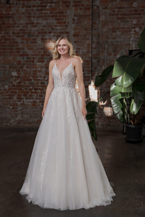 Duett 2025 ivory Hochzeitskleid DT375 1 Juno das Hochzeitshaus Hochzeitsmode Meinersen Wolfsburg Gifhor
