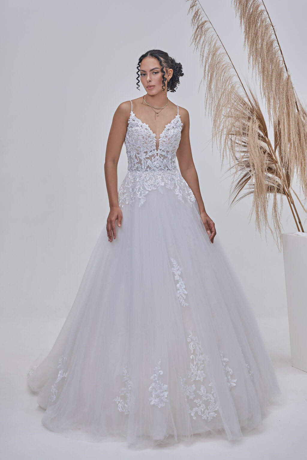 Lignesse by Lohrengel Kollektion 2025 Brautkleid LB265 1 ivory Juno das Hochzeitshaus Meinersen bei Braunschweig Wolfsburg