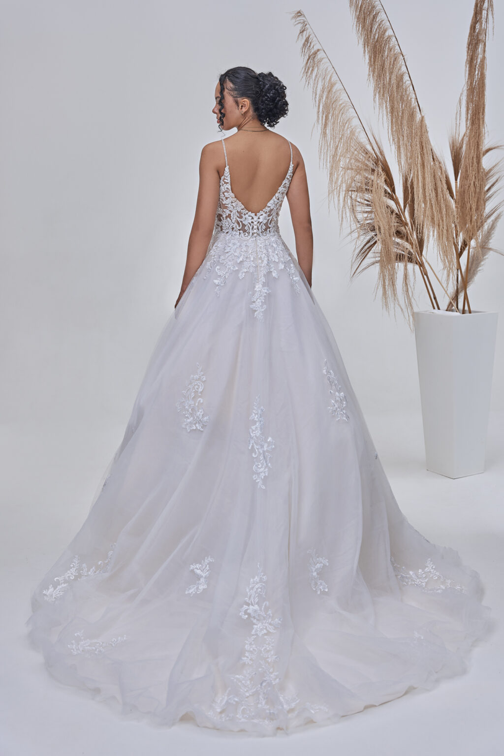 Lignesse by Lohrengel Kollektion 2025 Brautkleid LB265 3 ivory Juno das Hochzeitshaus Meinersen bei Braunschweig Wolfsburg