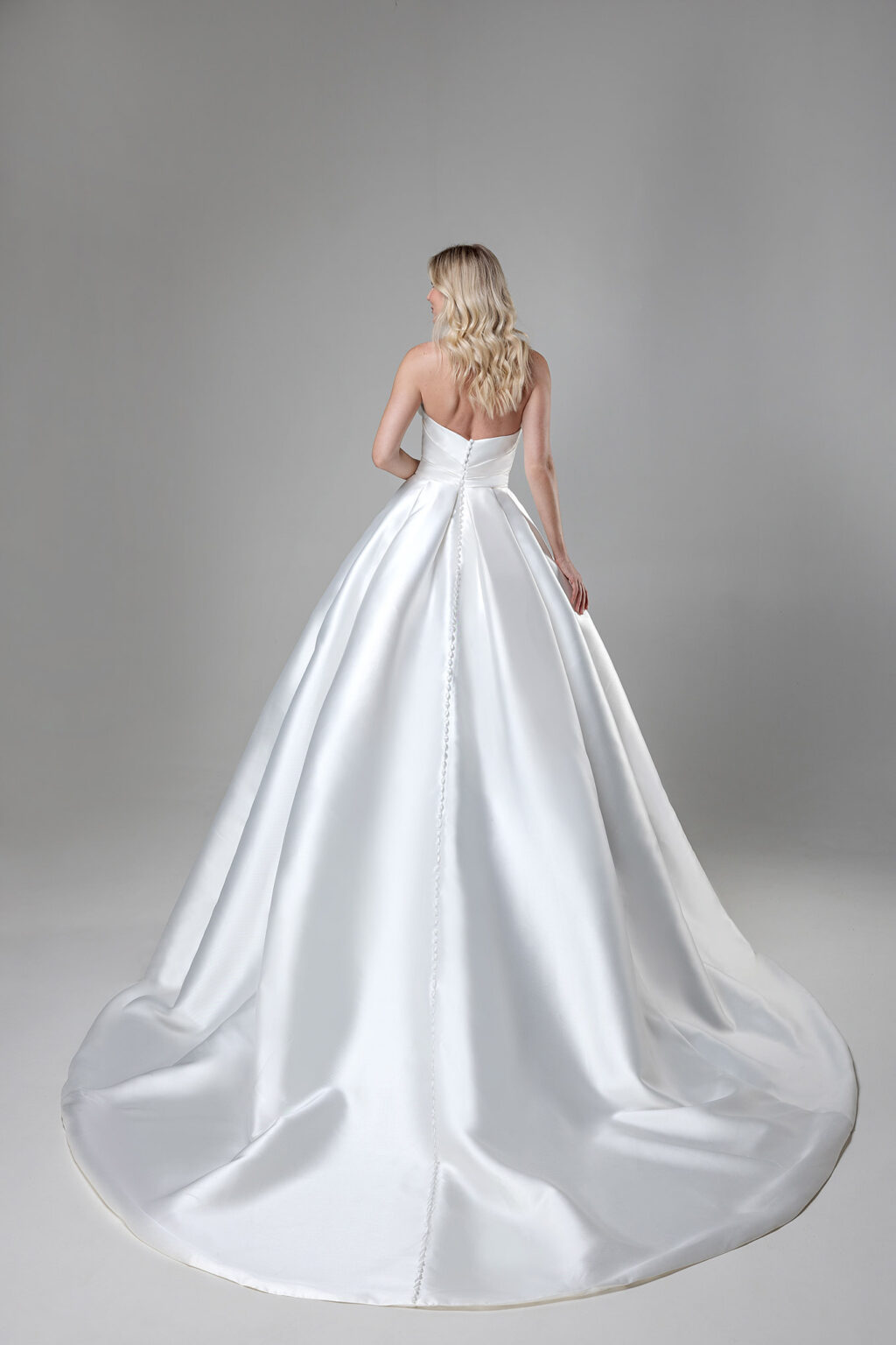 Miss Beautiful Bride Kollektion 2025 Brautkleid MGB204 (3) Juno das Hochzeitshaus Brautmode Meinersen Wolfsburg Gifhorn
