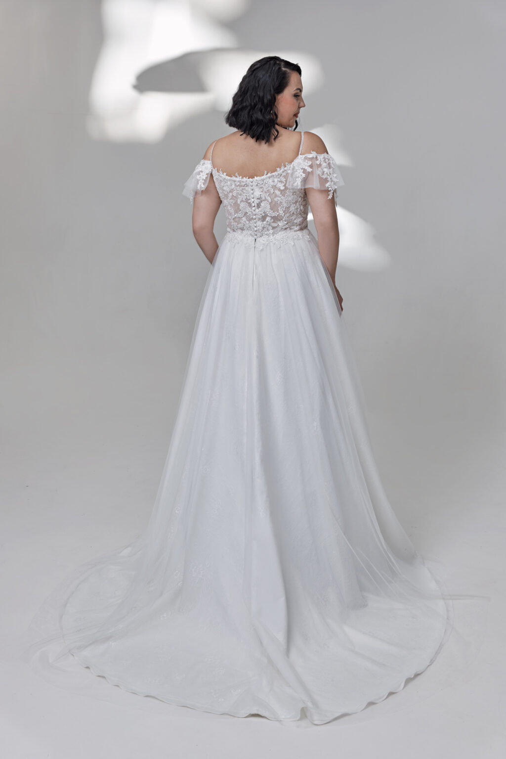 Molly Monroe by Lohrengel Kollektion 2025 Curvy Brautkleid LB526 3 Plus Size Brautkleid Juno das Hochzeitshaus Meinersen bei Braunschweig Wolfsburg