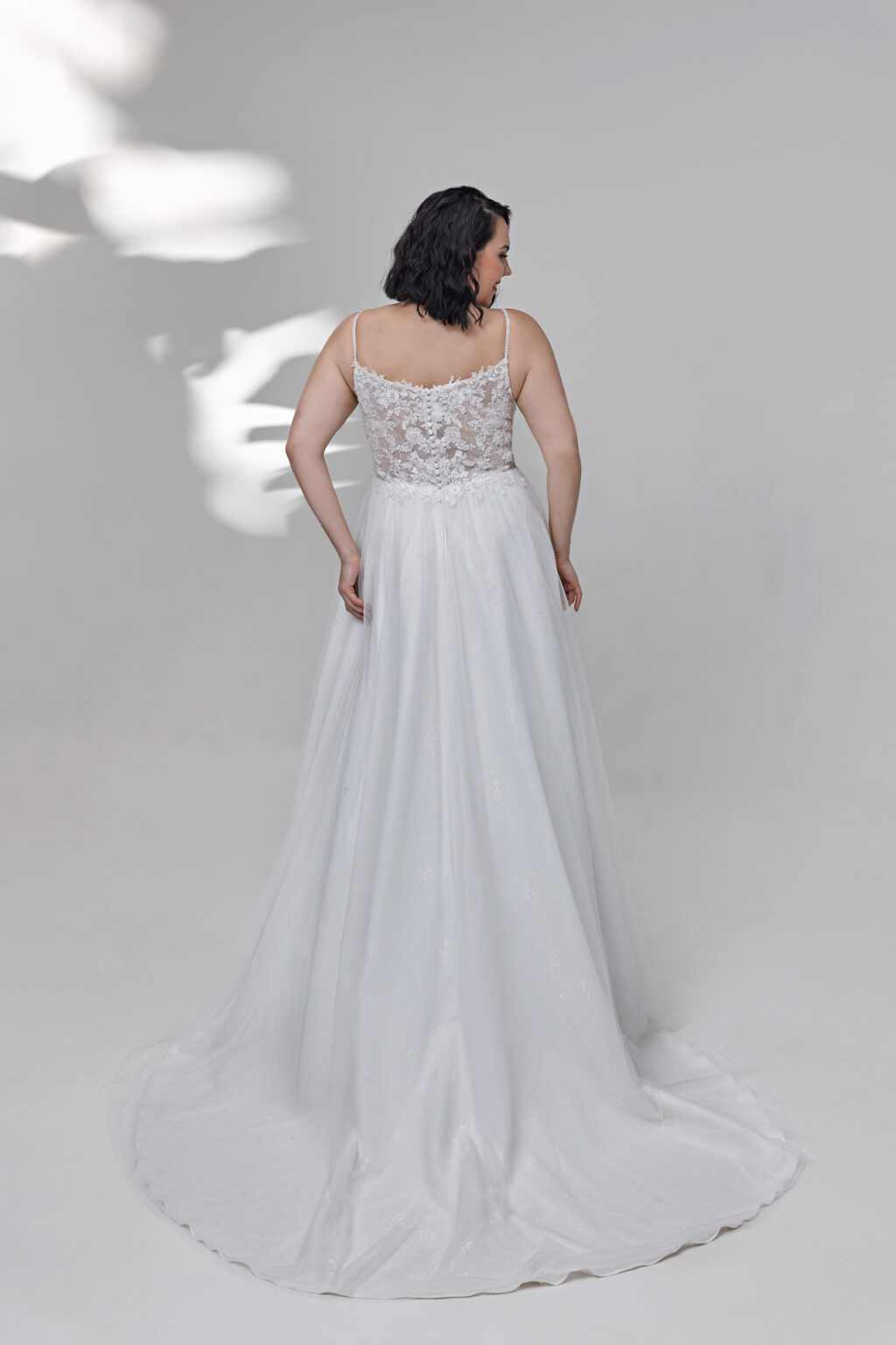 Molly Monroe by Lohrengel Kollektion 2025 Curvy Brautkleid LB526 5 Plus Size Brautkleid Juno das Hochzeitshaus Meinersen bei Braunschweig Wolfsburg