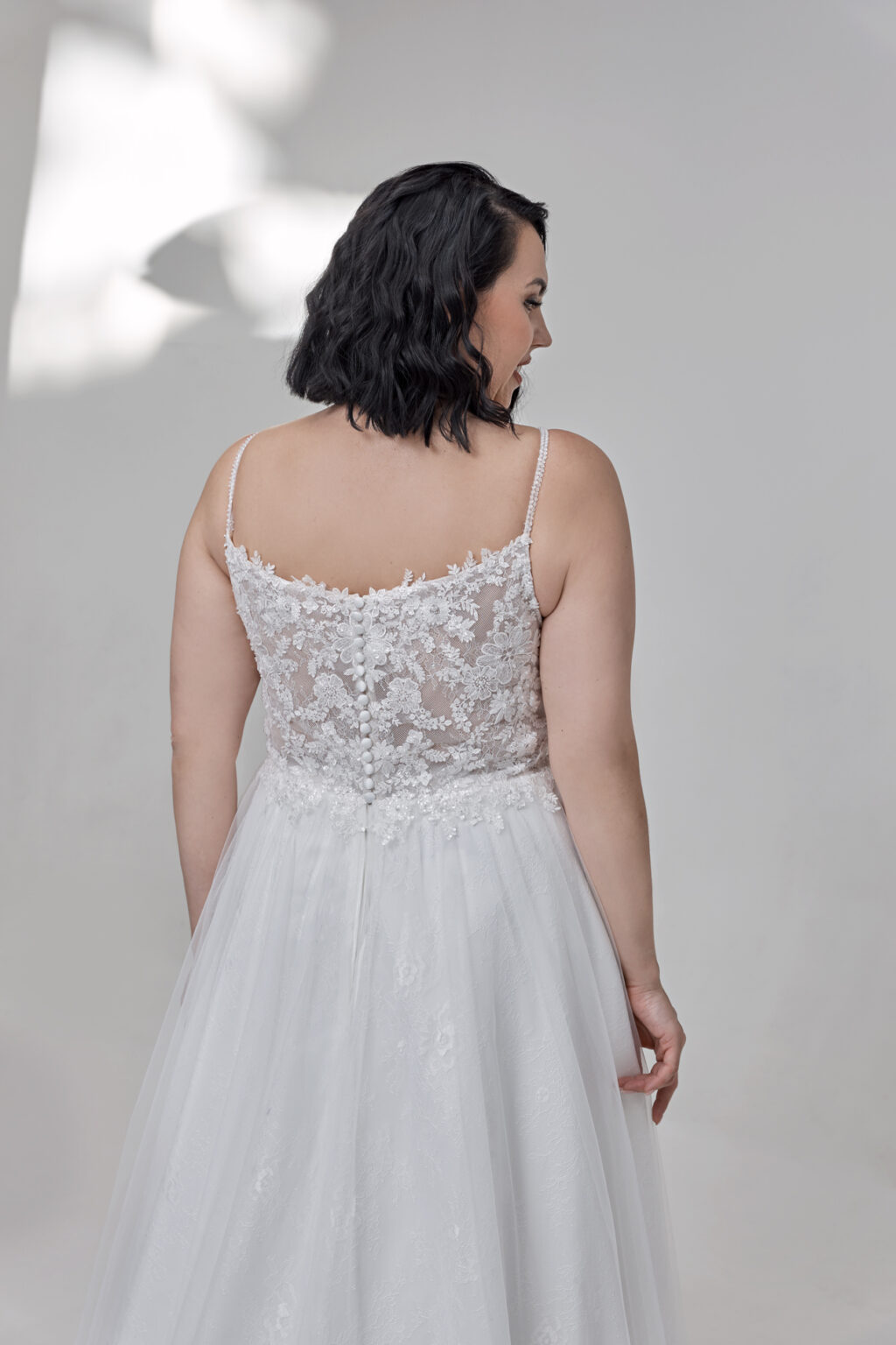Molly Monroe by Lohrengel Kollektion 2025 Curvy Brautkleid LB526 6 Plus Size Brautkleid Juno das Hochzeitshaus Meinersen bei Braunschweig Wolfsburg