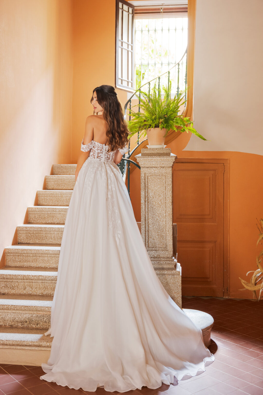Amera Vera Kollektion 2026 Brautkleid B2628 (4) Juno das Hochzeitshaus Meinersen Gifhorn