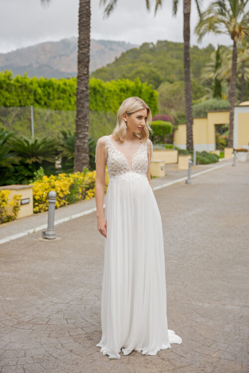 Mami Love Kollektion 2026 Brautkleid Umstandskleid BS523 (1) Juno das Hochzeitshaus Meinersen Gifhorn